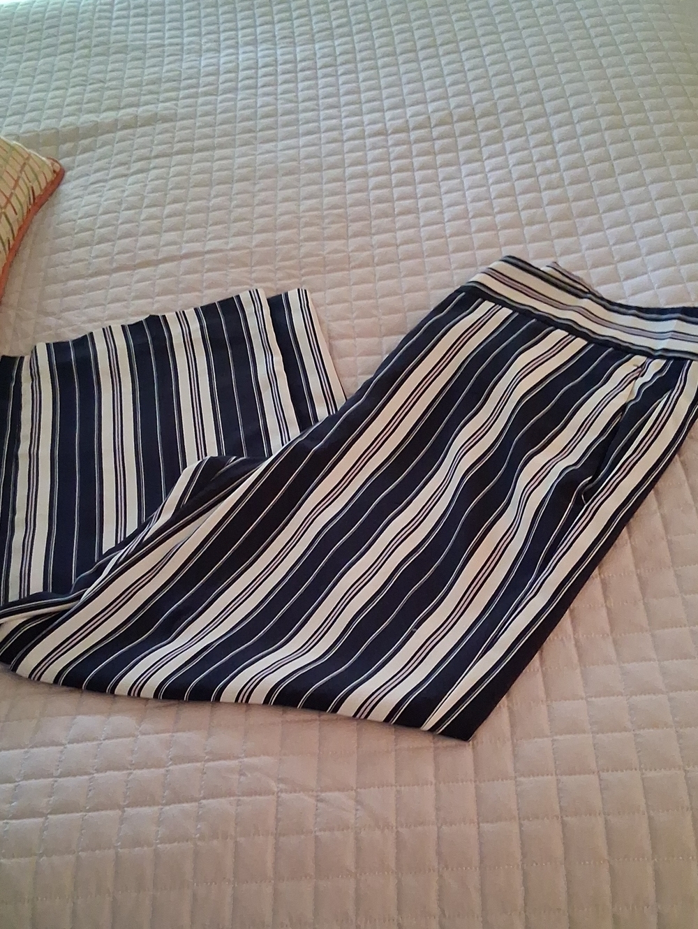 Ann Taylor Factory Navy and White Striped Wide-Leg Pants Sz. 10
